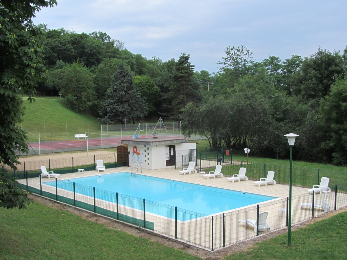 Vvf Montpeyroux Auvergne Parent Kültér fotó